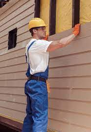 Best Siding Removal and Disposal  in Wellman, IA